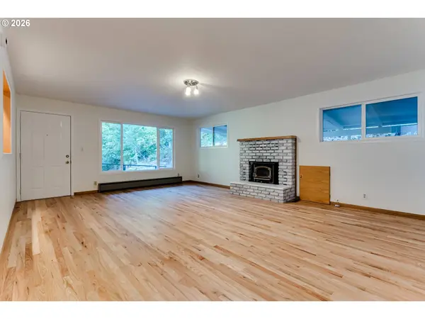 83703 N ENTERPRISE RD, Pleasant Hill, OR 97455