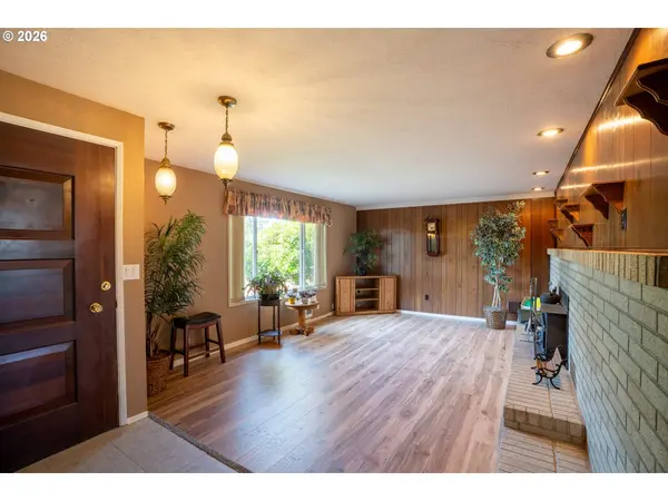 87554 MILLER RD, Veneta, OR 97487