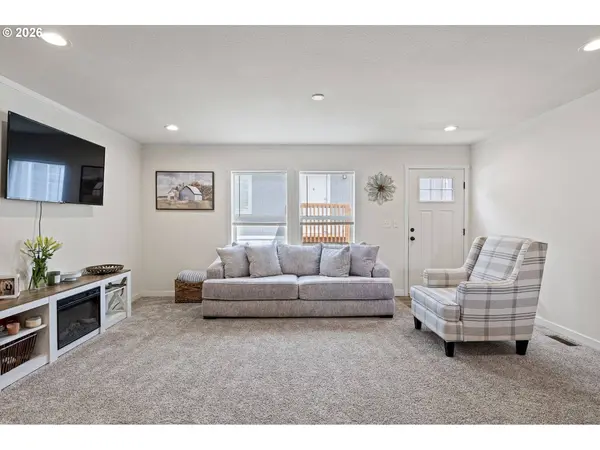 408 WHIPPLE AVE, Drain, OR 97435