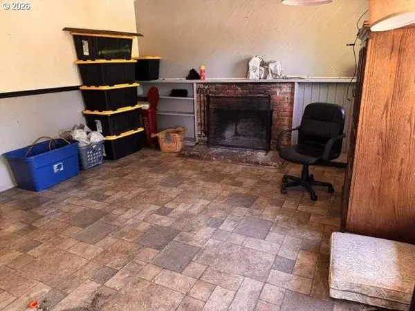 334 MARION LN, Eugene, OR 97404