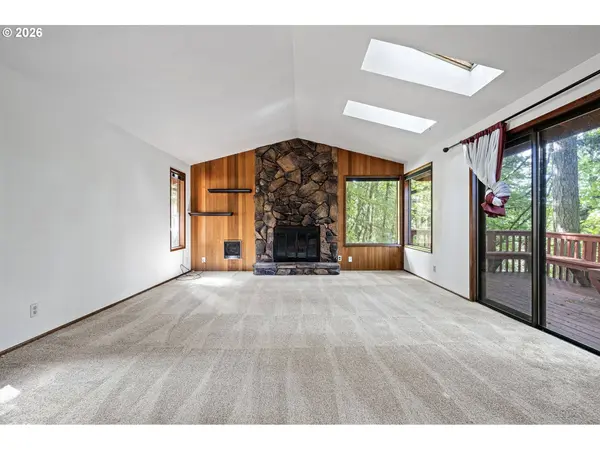 2730 KISMET WAY, Eugene, OR 97405