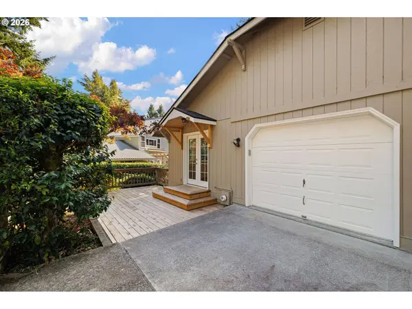 4482 PADDOCK DR, Eugene, OR 97405