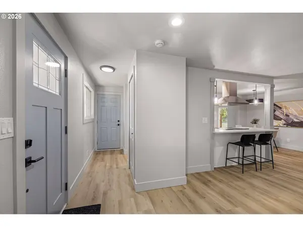 1680 W QUINALT ST, Springfield, OR 97477