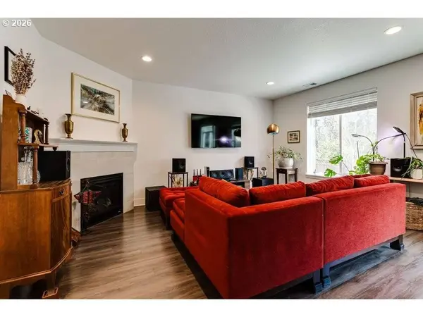 2580 FIELDCRESS RD, Eugene, OR 97403