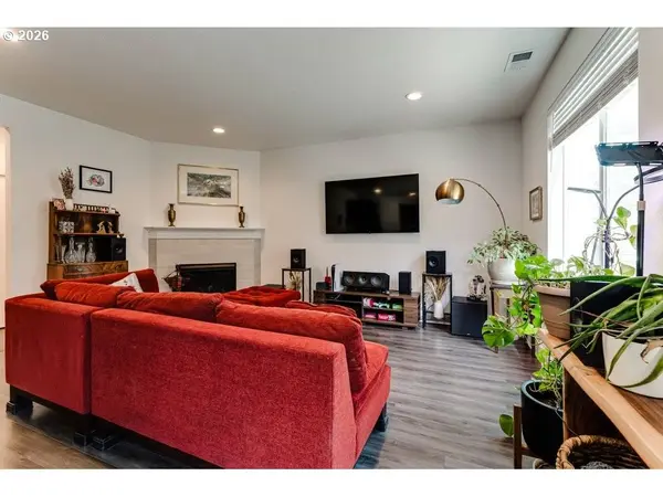 2580 FIELDCRESS RD, Eugene, OR 97403