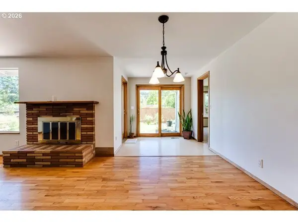 4355 PEARL ST, Eugene, OR 97405