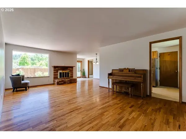 4355 PEARL ST, Eugene, OR 97405