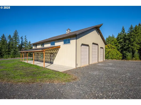 40224 REUBEN LEIGH RD, Lowell, OR 97452