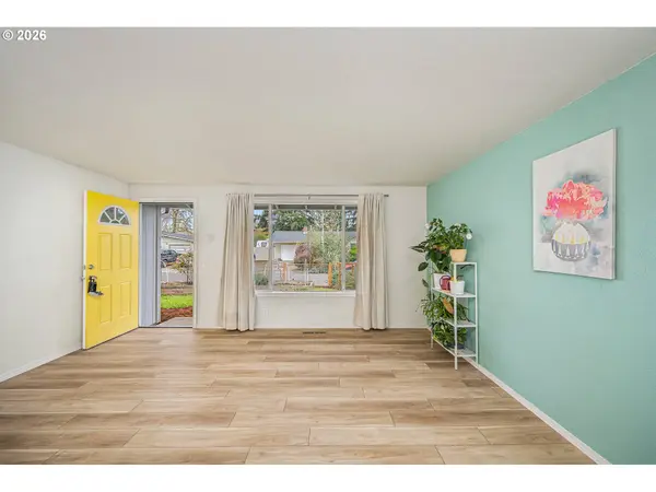 425 AUTUMN AVE, Eugene, OR 97401