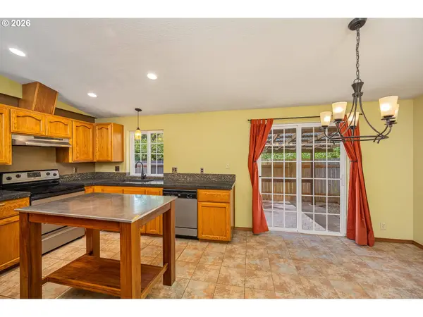 4351 ELDERBERRY ST, Springfield, OR 97478