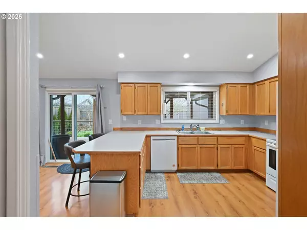 4575 CAMBON ST, Eugene, OR 97402