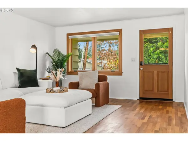 90 E 40TH AVE, Eugene, OR 97405