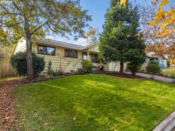 90 E 40TH AVE, Eugene, OR 97405