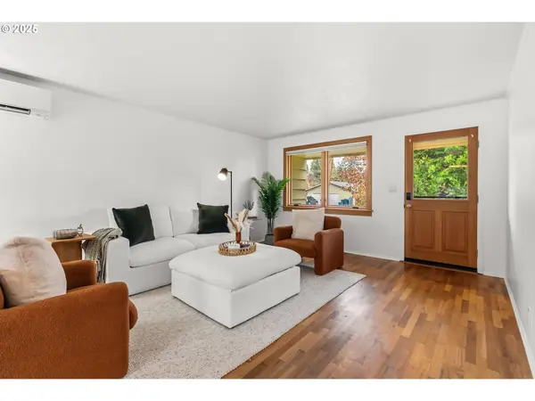 90 E 40TH AVE, Eugene, OR 97405