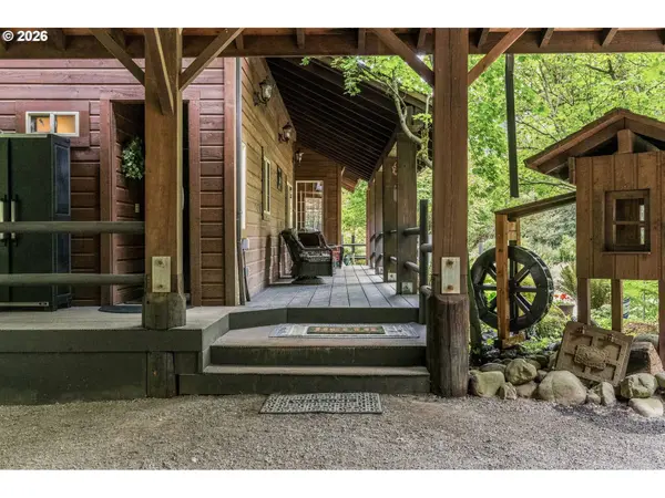 40014 MOHAWK RIVER RD, Marcola, OR 97454