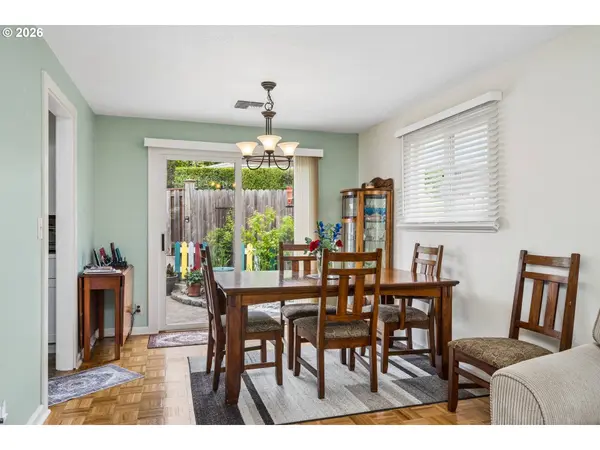 420 RIVERVIEW BLVD, Springfield, OR 97477