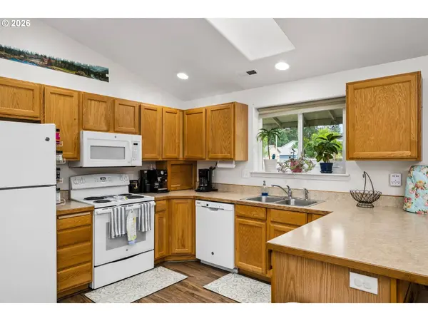 25234 TYRO AVE, Veneta, OR 97487