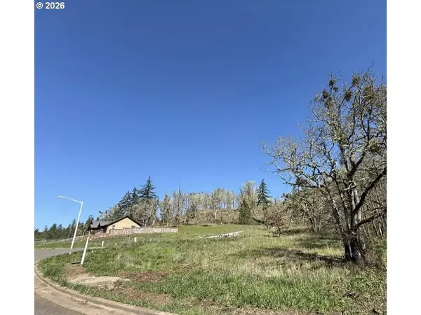 06100 N Hyland LN, Lowell, OR 97452
