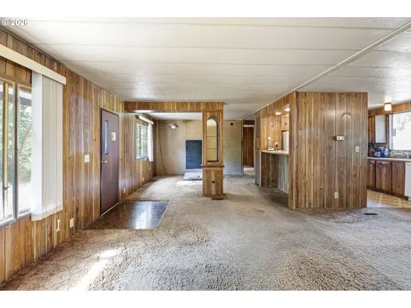 4950 FOOTHILL BLVD, Grants Pass, OR 97526