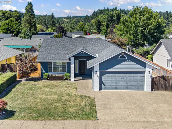2070 Clark AVE, Cottage Grove, OR 97424