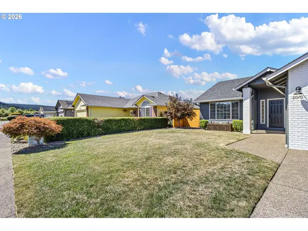 2070 Clark AVE, Cottage Grove, OR 97424