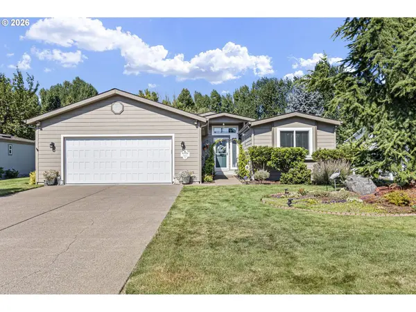 139 VILLAGE DR, Cottage Grove, OR 97424