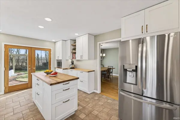 2880 N Andy Way, Bloomington, IN 47404-1311