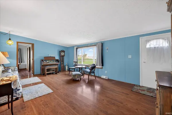 2540 S Meridian Road, Mitchell, IN 47446