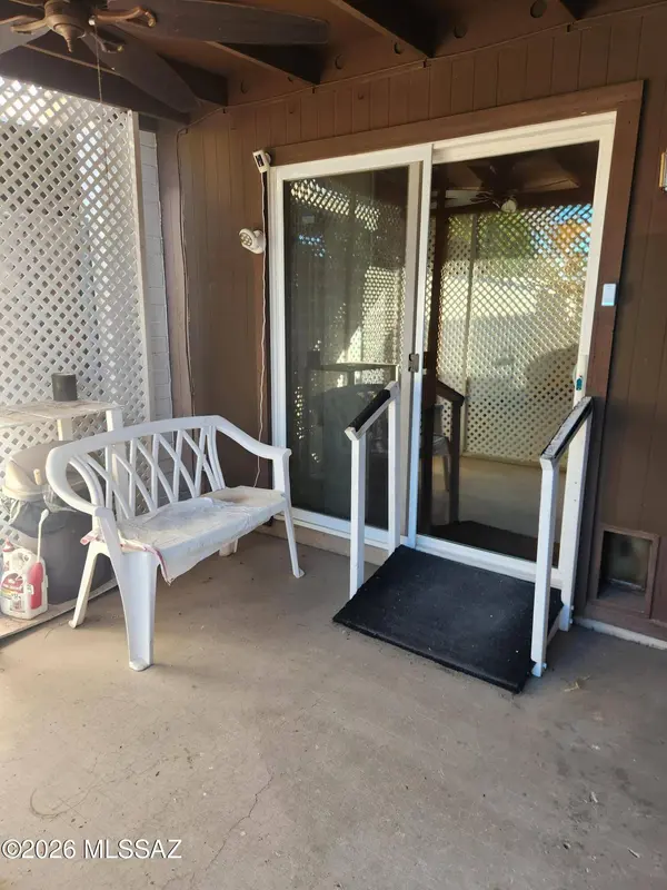 4093 S Queen Palm DR, Tucson, AZ 85730