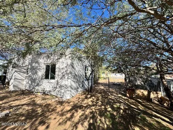 240 E Delano ST, Tucson, AZ 85705