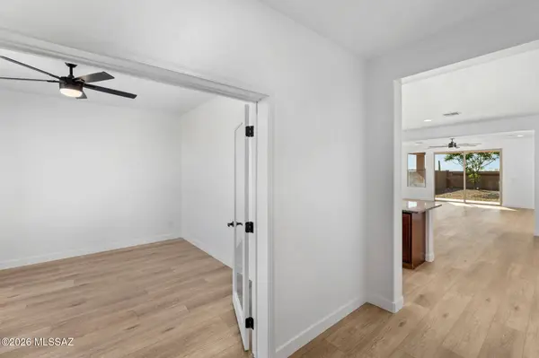 11955 N Raphael Way, Tucson, AZ 85742