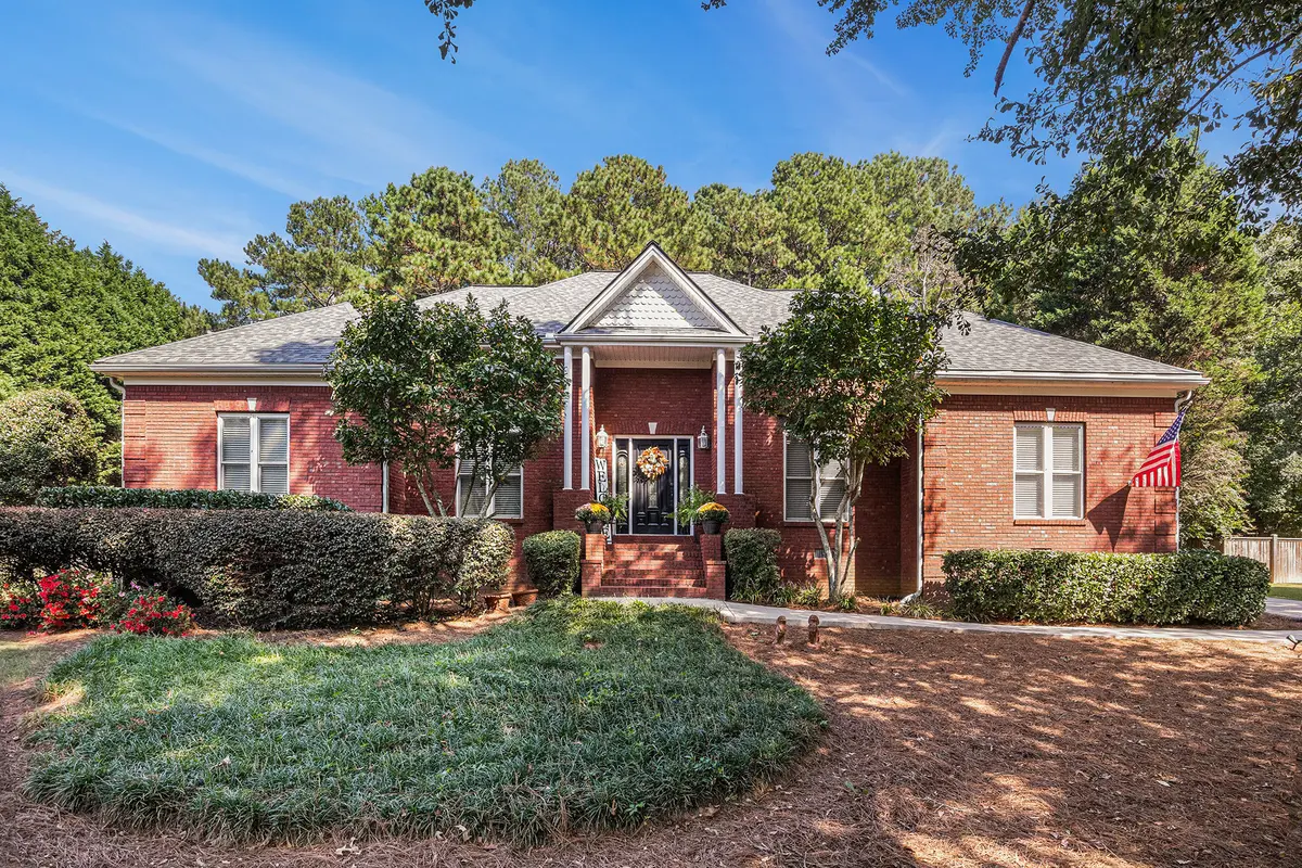 615 Wellington Dr, Winder, GA 30680-7264