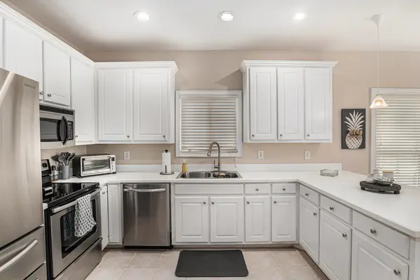 615 Wellington Dr, Winder, GA 30680-7264