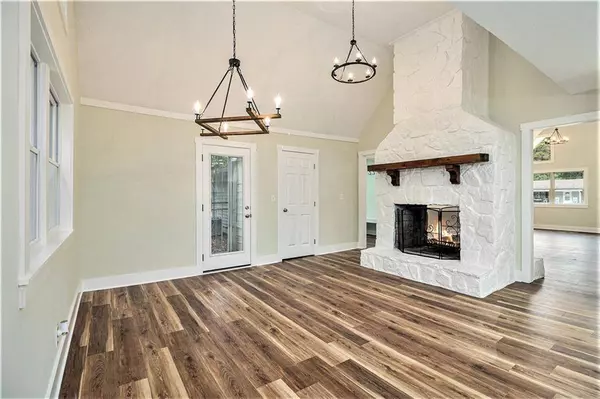 75 Otelia LN, Covington, GA 30014