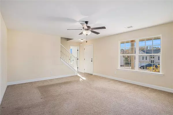 4149 Meadow Point DR, Gillsville, GA 30543