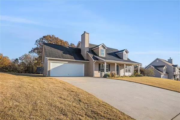 4149 Meadow Point DR, Gillsville, GA 30543