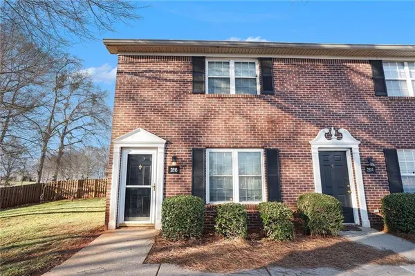 2816 Florence DR #A4, Gainesville, GA 30504