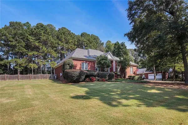 615 Wellington DR, Winder, GA 30680