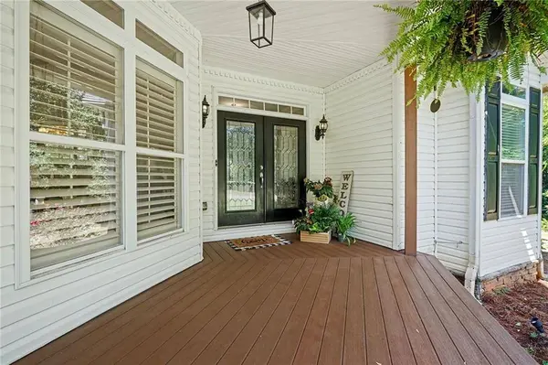 385 Primrose LN, Pendergrass, GA 30567