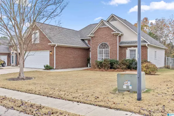 370 OLD CAHABA TRAIL, Helena, AL 35080