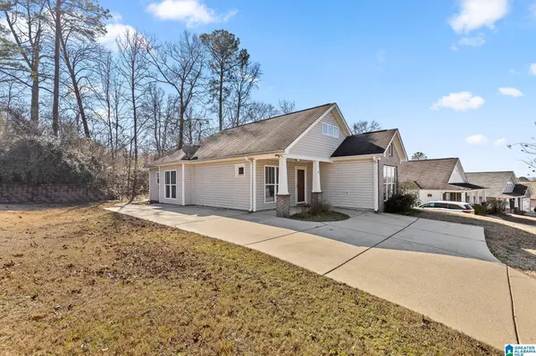 293 ROSSBURG DRIVE, Calera, AL 35040