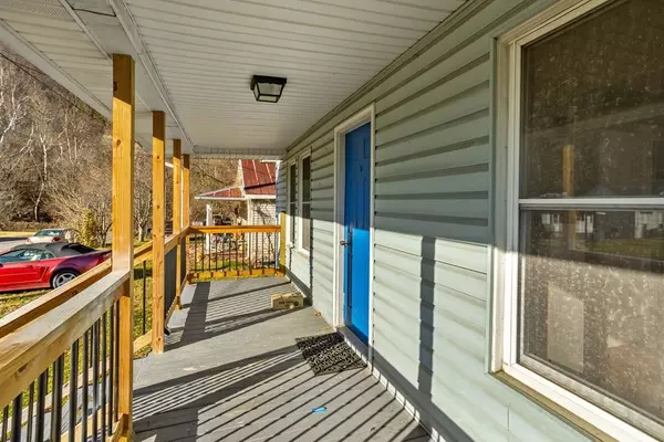 405 Fairfax Ave, Richlands, VA 24641