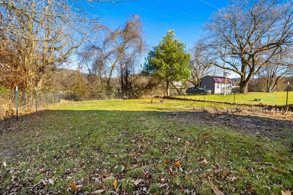 405 Fairfax Ave, Richlands, VA 24641