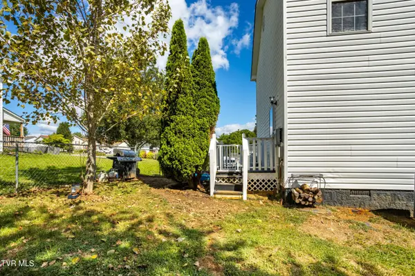 226 Hallock DR, Abingdon, VA 24210