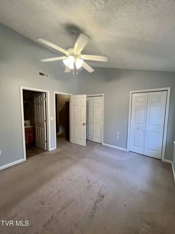 660 Beaverview DR #660, Bristol, VA 24201