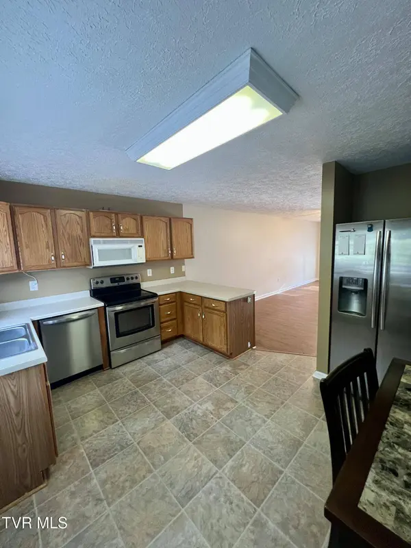 660 Beaverview DR #660, Bristol, VA 24201