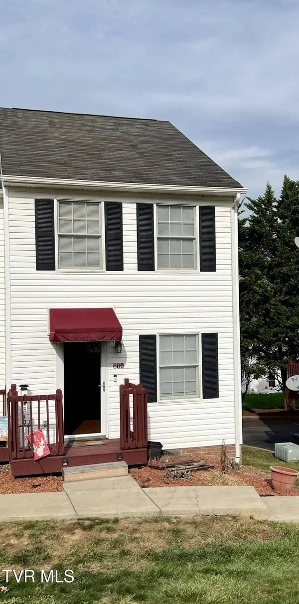 660 Beaverview DR #660, Bristol, VA 24201