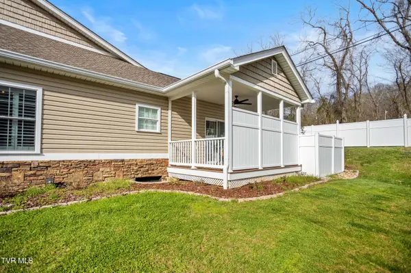 11541 Meadowood DR, Bristol, VA 24202