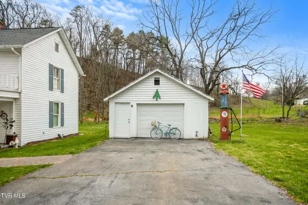 21786 Monroe RD, Damascus, VA 24236
