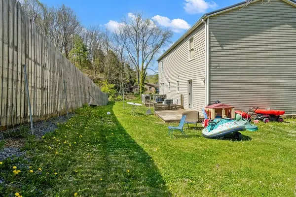 144 Greenway Ave, Marion, VA 24354